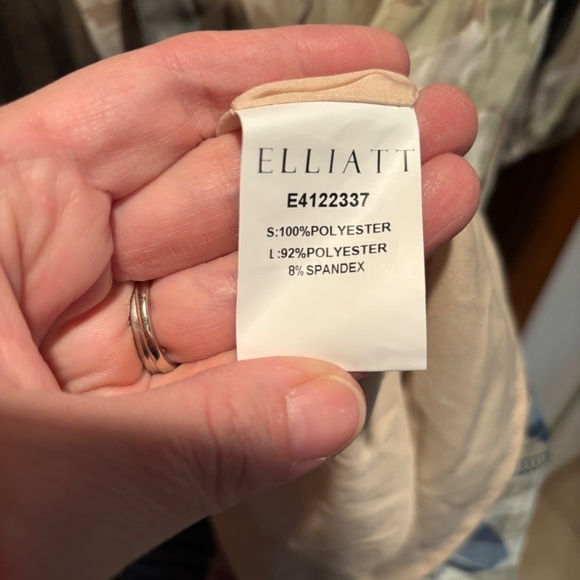 Elliatt Upstage Floral Print Maxi Shirtdress Navy Large NWT - Picture 6 of 7